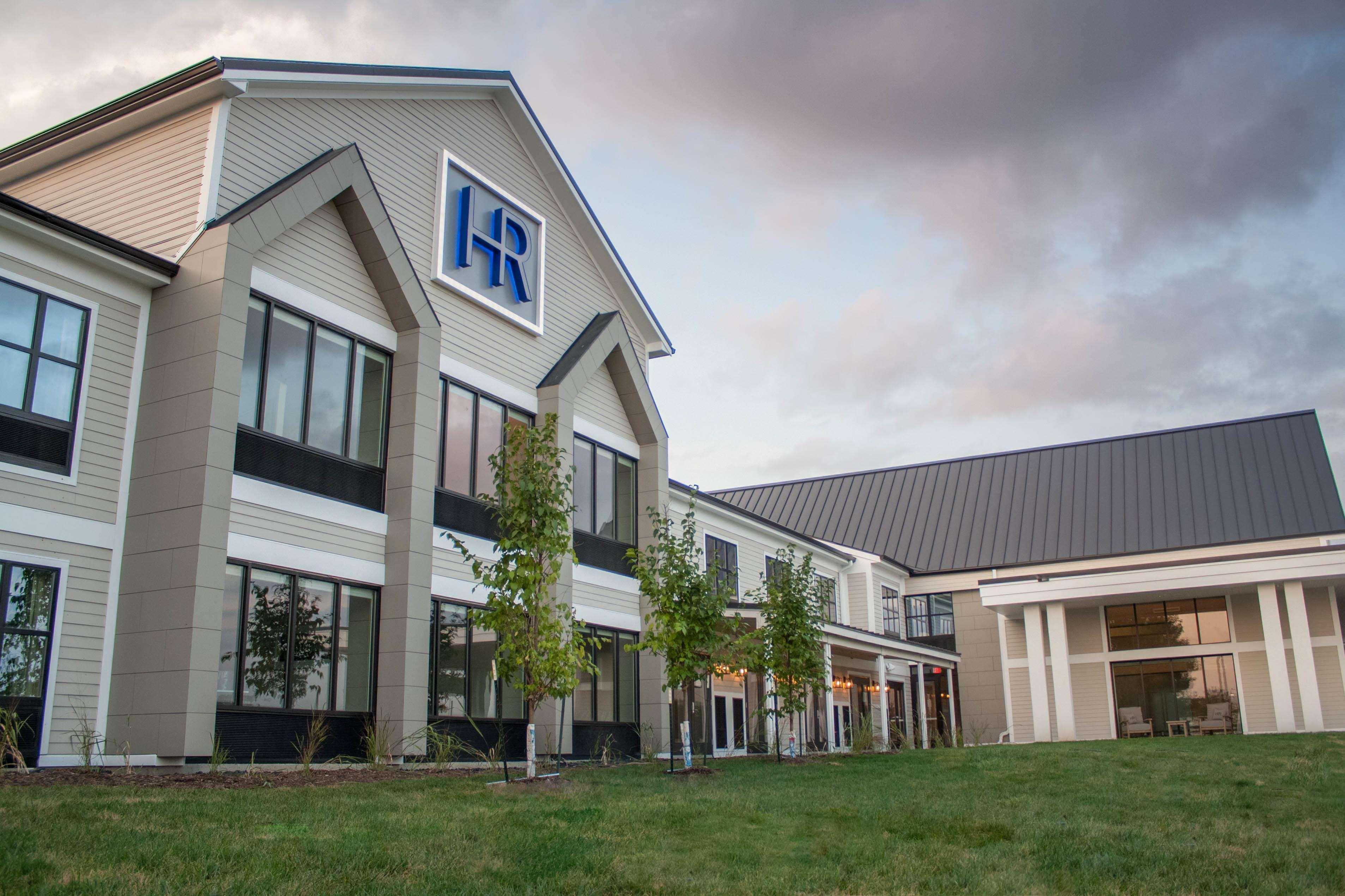 Hotel Renovo Des Moines Urbandale,Tapestry Collection Hilton Exterior foto